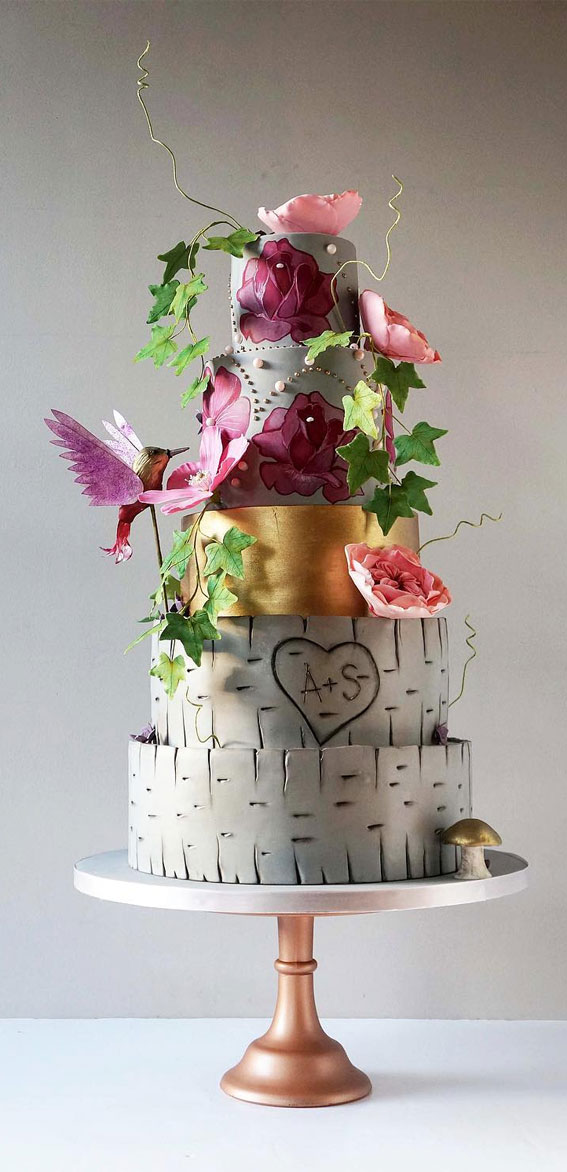 Woodland-inspired Wedding Cake Ideas : Floral, Metallic & Birch Wood Effect Cake