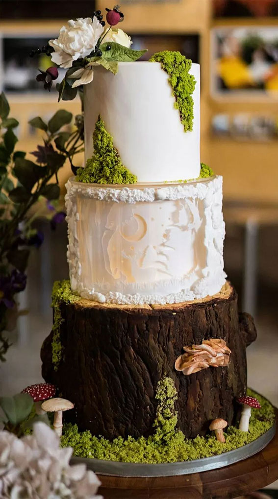 Woodland-inspired Wedding Cake Ideas : Dreamy Woodland Three Tier Cake