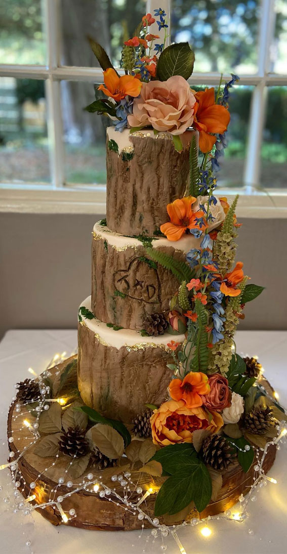 Woodland-inspired Wedding Cake Ideas : Three Tier Elegant Woodland Inspired Cake