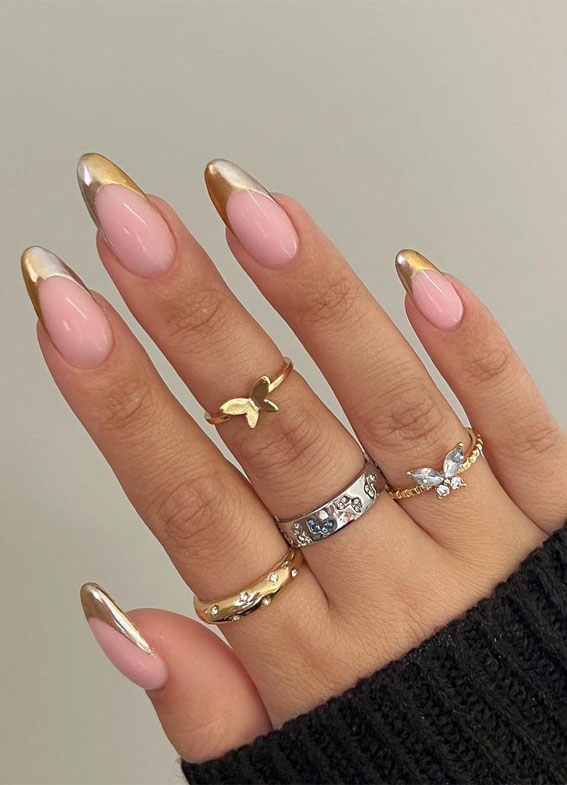 Minimalist nails, Gold French Tip nails, Autumn Nails, Fall Nails, Fall Nails Colour, Autumn Nail Art, Fall Nail Art, Fall Nail Designs, Earthy Tone Nails