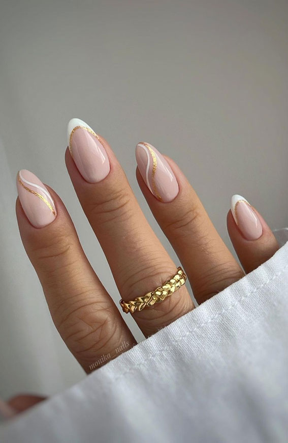 40 Expressive Fall Nail Art Designs to Flaunt : Gold & White Nails