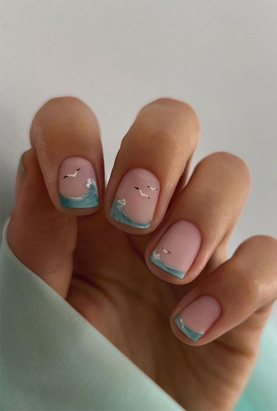 Chic Short Nail Art Designs for Maximum Style : Ocean Inspired Nails with Seagull Accents