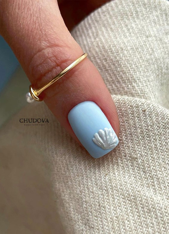 Chic Short Nail Art Designs for Maximum Style : Seashell Blue Nails
