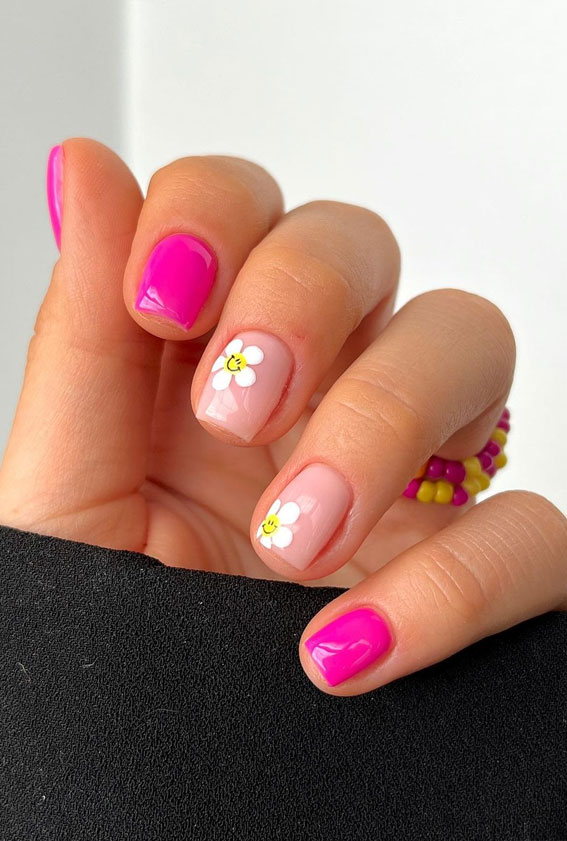 Chic Short Nail Art Designs for Maximum Style : Bright Pink Floral Nails