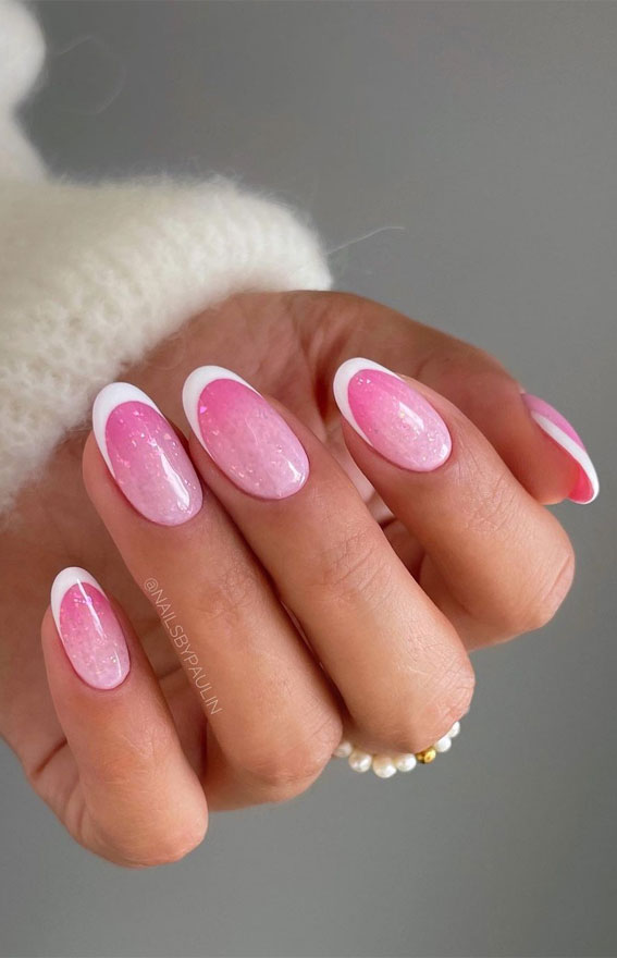 Chic Short Nail Art Designs for Maximum Style : French with a Twist