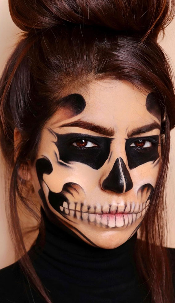 40+ Spooky Halloween Makeup Transformation Ideas : Skull Makeup Look with Effective
