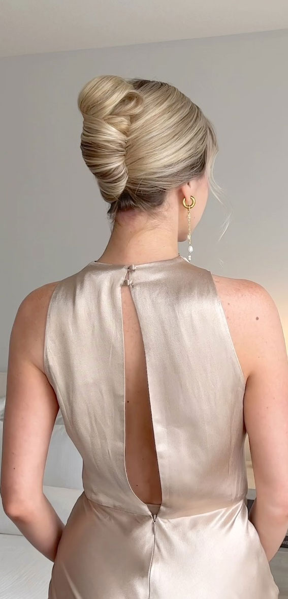 chic updos, updos, updo hairstyle, cute updo, simple updo, chignon, high updo, wedding upstyle, french twist, 90s high updo, sleek low bun