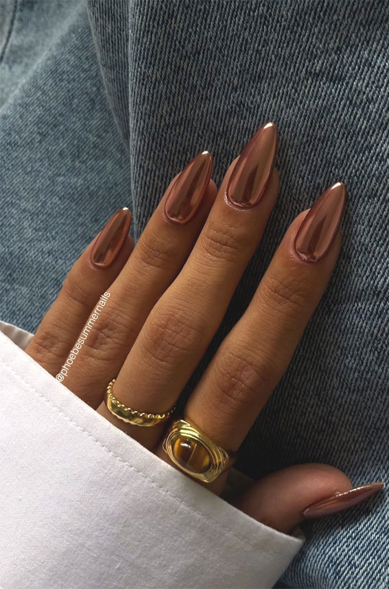 50+ Charming Fall Nail Art to Adorn Your Tips : Brown Chrome Nails