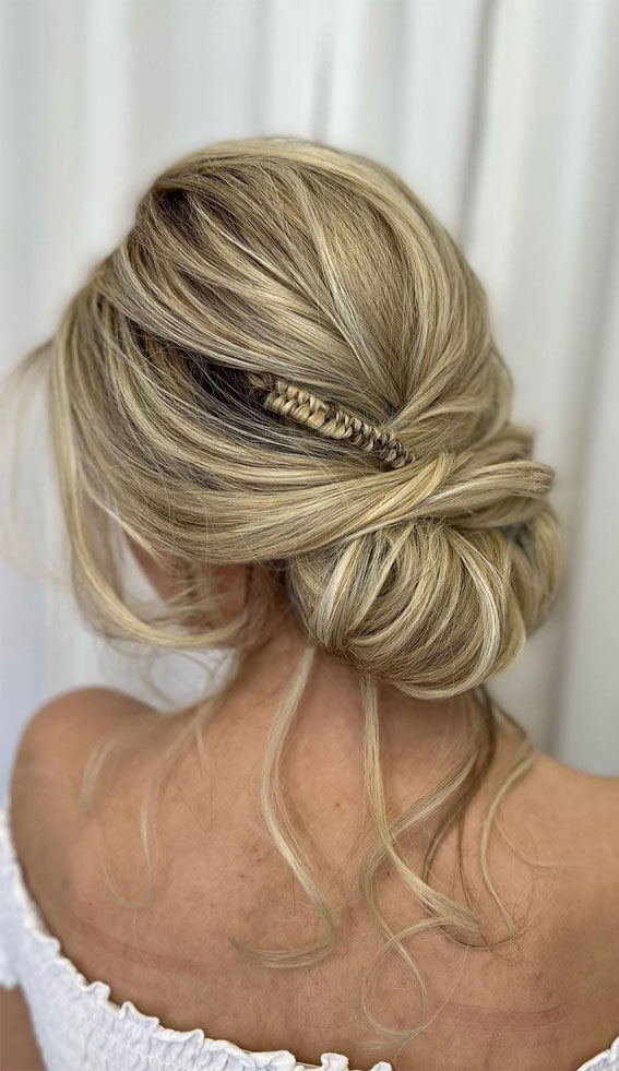 Chic Updos To Elevate Your Hair Game : Infinity Braided Messy Updo