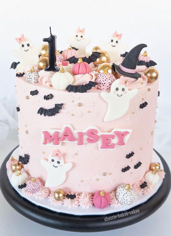 Halloween Cake Ideas for a Frighteningly Delicious Celebration : Spooky 1st Birthday Cake