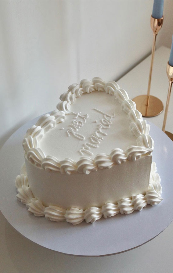 Charming Just Married Cake Ideas with Buttercream Frosting : Chic Minimalism