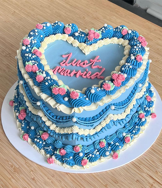 Charming Just Married Cake Ideas with Buttercream Frosting : Something Blue Cake