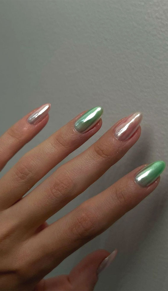 Minimalist Nail Art Ideas That Aren’t Boring : Chrome Different Colour Aura Nails