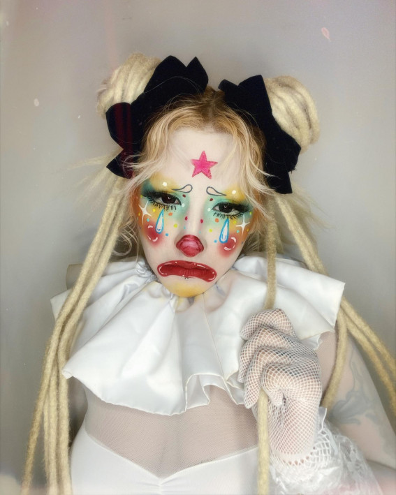 40+ Spooky Halloween Makeup Transformation Ideas : Dancing Crown