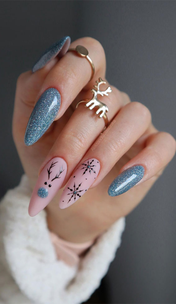 Magical Christmas Nail Art Inspirations : Shimmery Blue Grey & Reindeer Nails