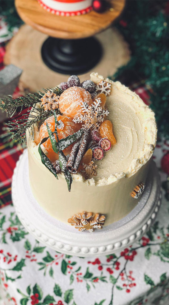 40 Frosty And Festive Christmas Cake Inspirations : Orange Spice Cake