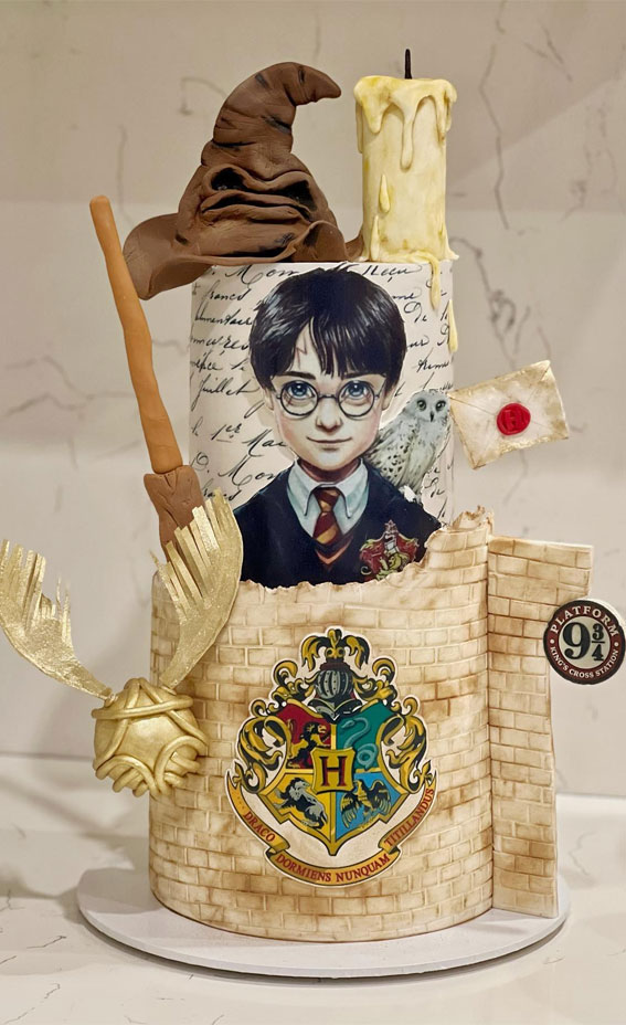 52 Enchanting Harry Potter Cake Ideas For Wizards And Witches : Sorting Hat Three Tiers