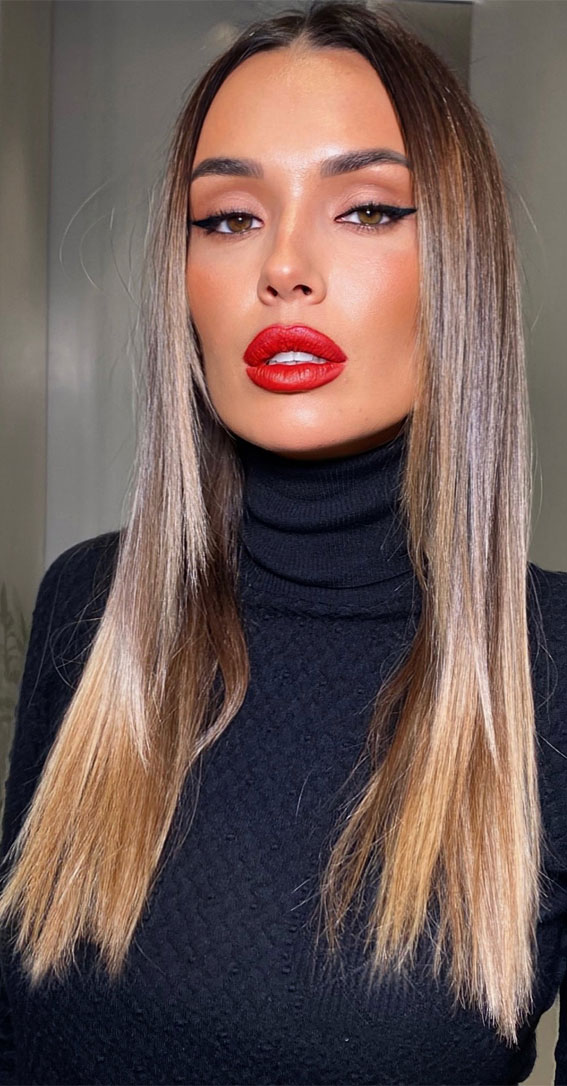 Glamour & Gleam 27 Festive Season Makeup Inspiration : Stunning Red Lips