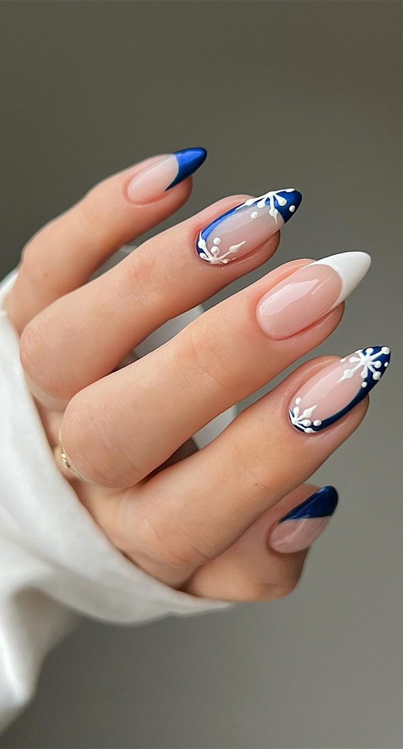 Magical Christmas Nail Art Inspirations : Mix Blue & White French Tips