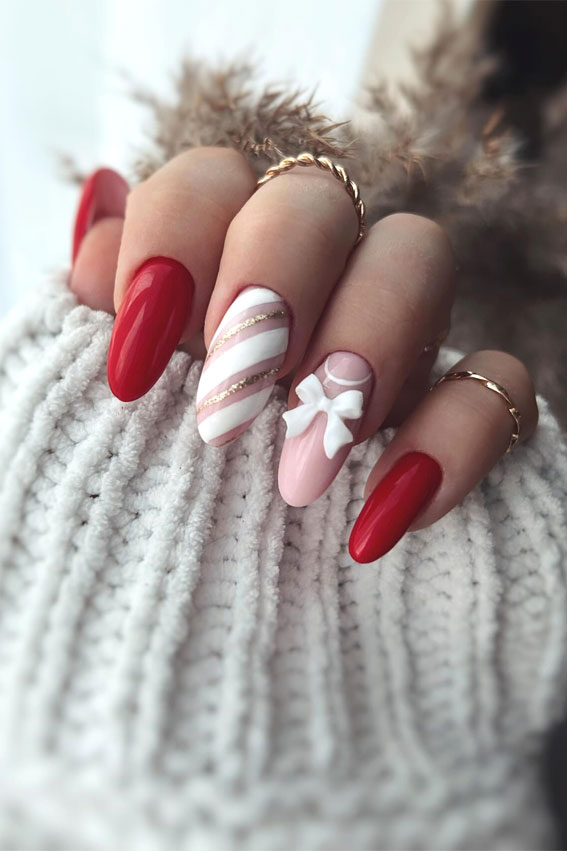 Festive Flourishes In Nail Art : Pink, Red Candy Cane & Bow Nails