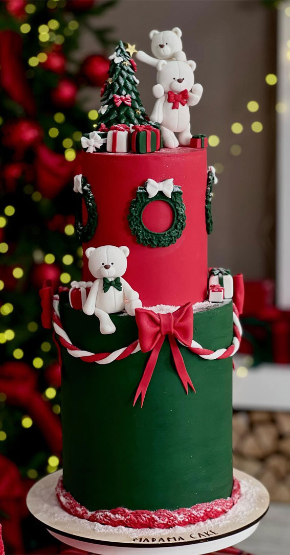 Festive Christmas Cake Delights to Sweeten Your Season : A Two-Tier Christmas Extravaganza