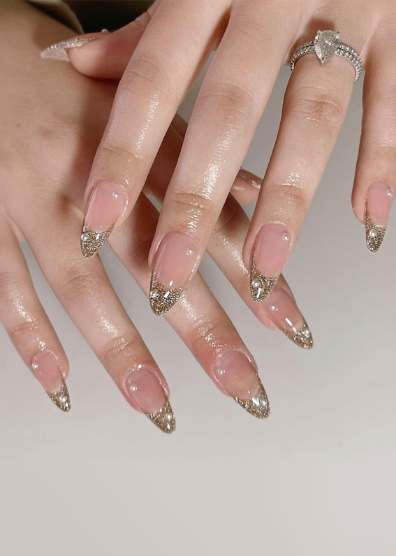 Simple Nail Ideas That’re Perfect for January : Glitter Reflective Tip Nails