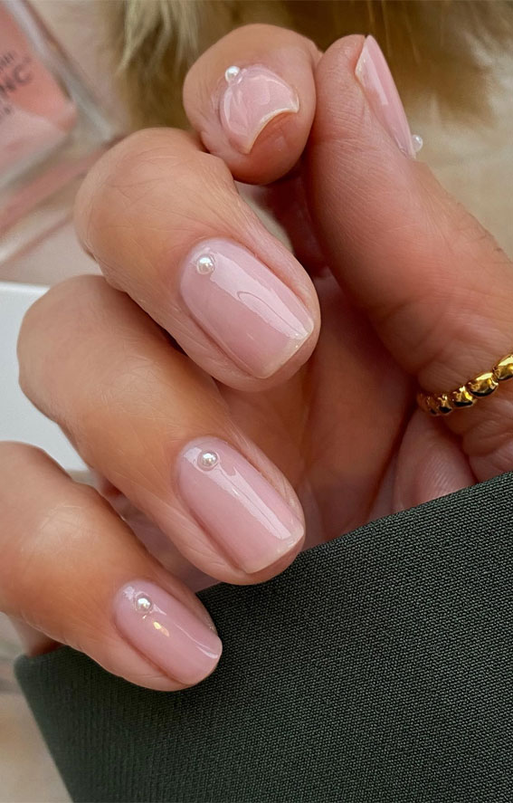 Simple Nail Ideas That’re Perfect for January : Glazed Donut Nails with Pearl Accents