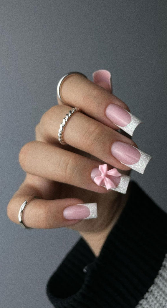 Simple Nail Ideas That’re Perfect For January : French Tips + Pink Bow