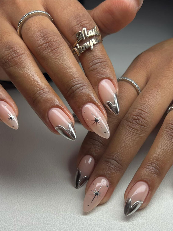 Simple Nail Ideas That’re Perfect For January : Sparkle + Abstract Chrome Tip Nails