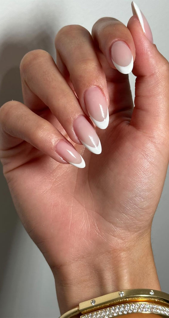 Simple Nail Ideas That’re Perfect For January : Gorgeous French Mani