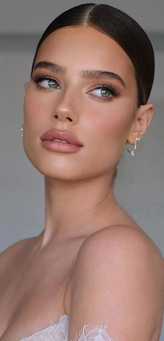 Ethereal Elegance 30 Special Occasion Makeup Inspirations : Effortless Chic Look