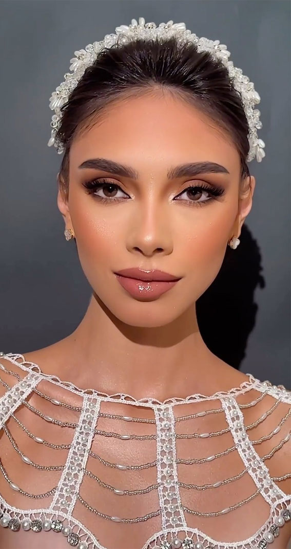 Ethereal Elegance 30 Special Occasion Makeup Inspirations : Matte Brown Elegance for the Brown-Eyed Bride
