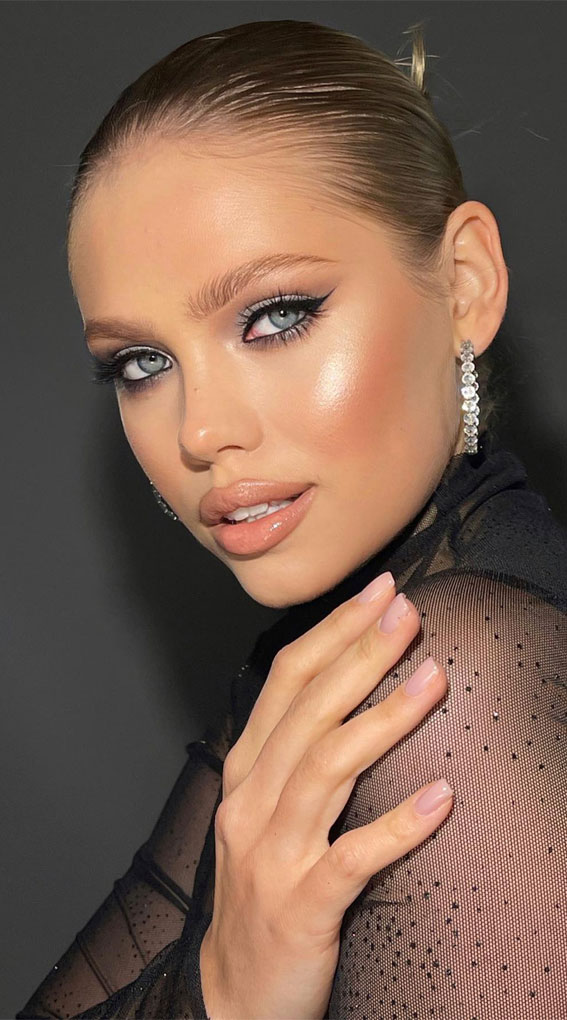 Ethereal Elegance 30 Special Occasion Makeup Inspirations : Glam for Party Elegance