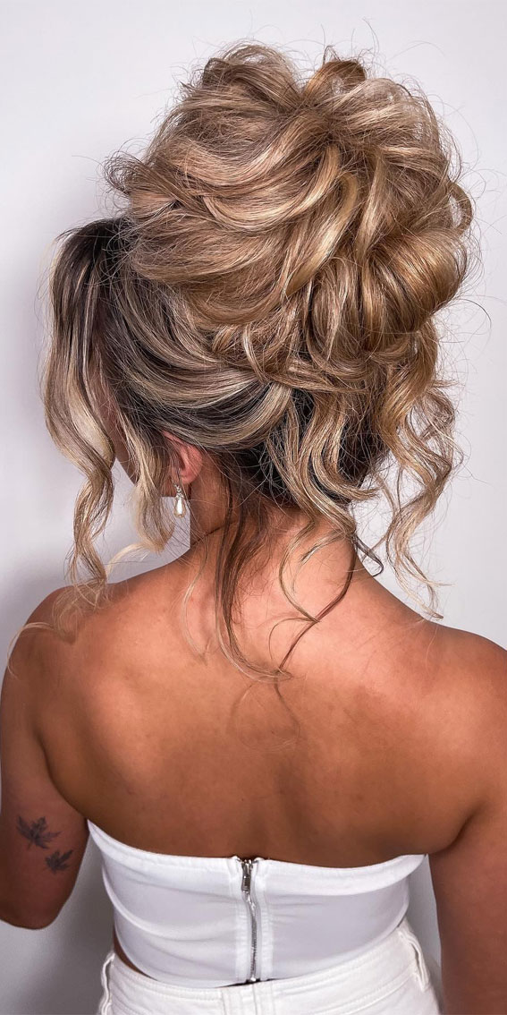 Elevate Your Look with Chic Hairstyling Ideas : Full Glam High Updo