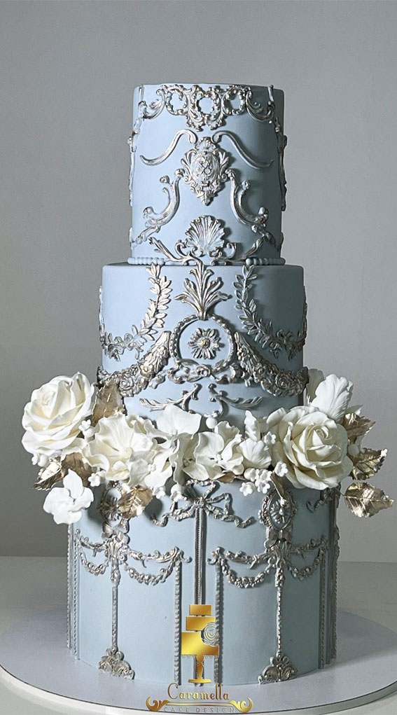 Elegant Bliss Wedding Cake Ideas : Light Dusty Blue and Gold Cake
