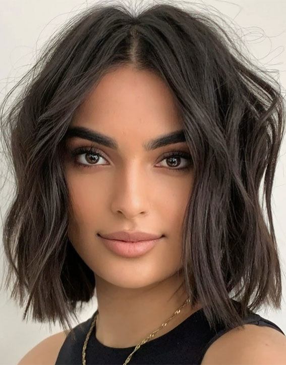 Creative Inspirations for Bob Haircut Styles : Middle Part Textured Long Bob