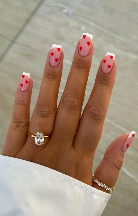 Valentine’s Day Nail Art Collection : Love-Themed Nail Art