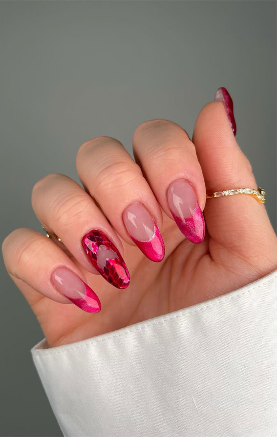 Valentine’s Day Nail Art Collection : Pink Sequin Love Heart Nails