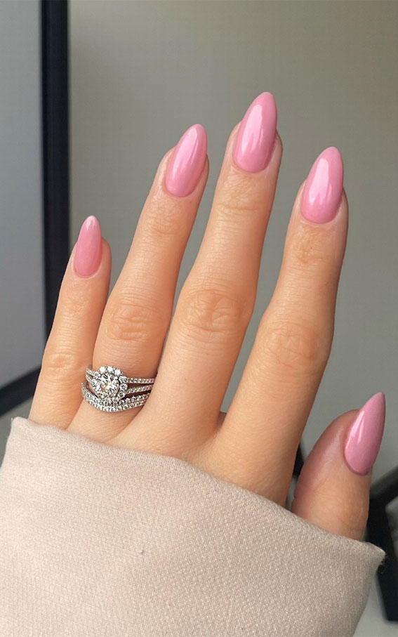 simple nails, pink nails, soft pink nails