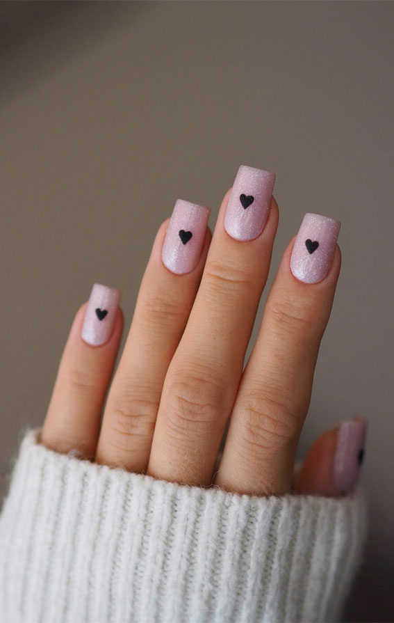 Valentine’s Day Nail Art Collection : Shimmery Nails + Black Love Heart