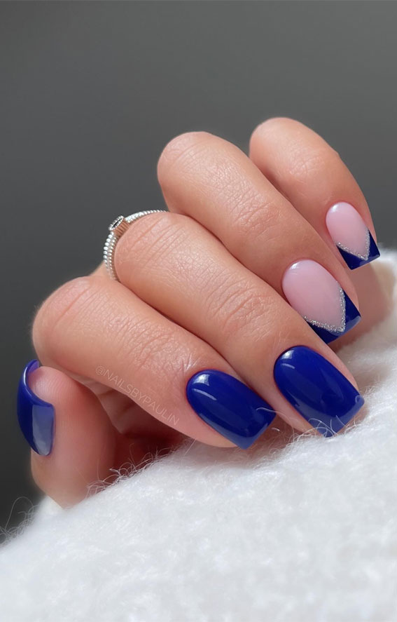 25 Gorgeous Blue Nails : Nautical Elegance