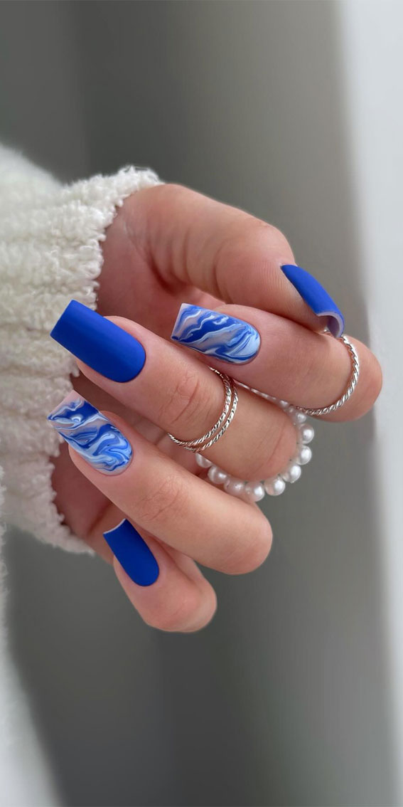 25 Gorgeous Blue Nails : Matte Marble Blue Nails