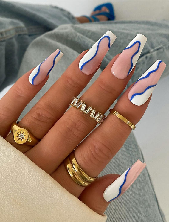 25 Gorgeous Blue Nails : Abstract Elegance