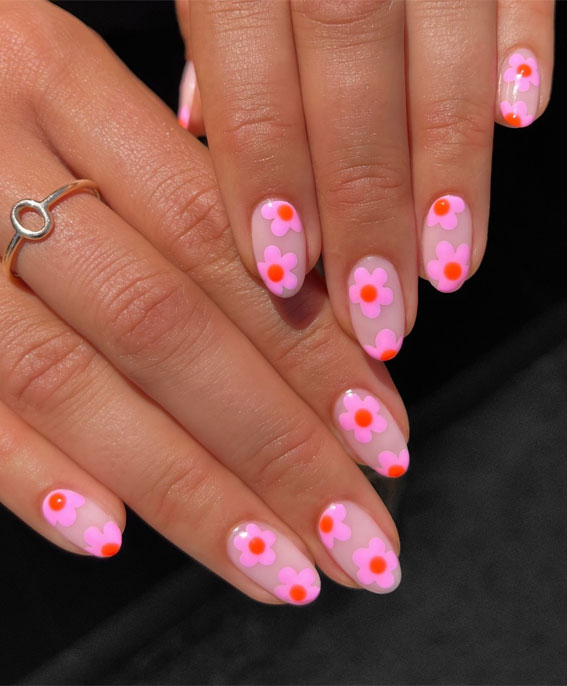 Unleash Your Style with These 40 Cute Nail Ideas : Pink Daisy Nails