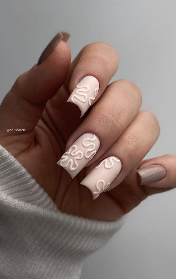 Unleash Your Style with These 40 Cute Nail Ideas : Doodle Floral Outline Matte Nails