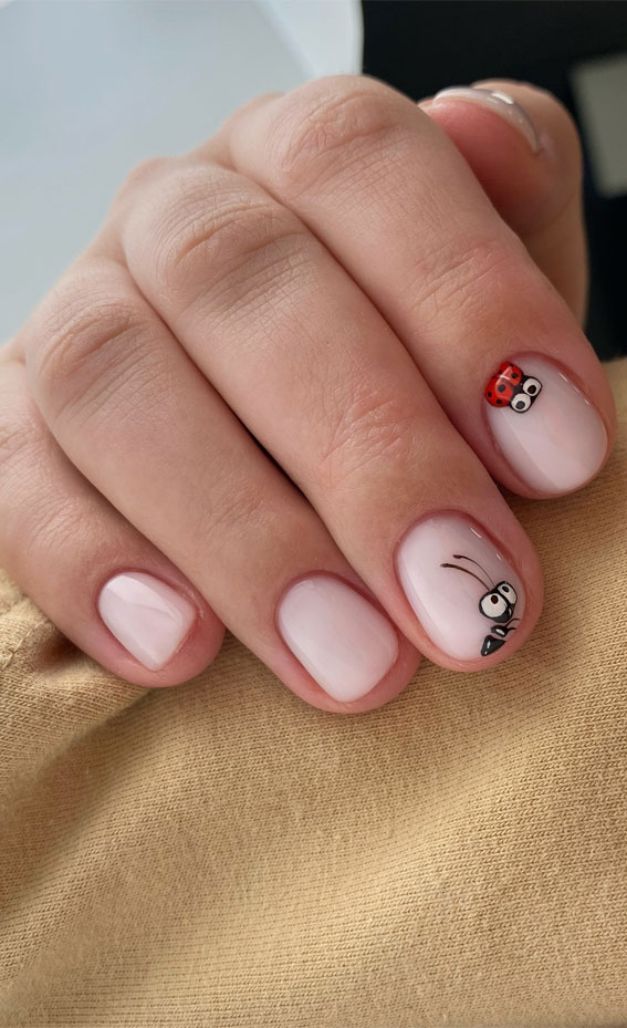 42 Cute Spring Nail Art Inspirations : Minimal Nails with Ladybird