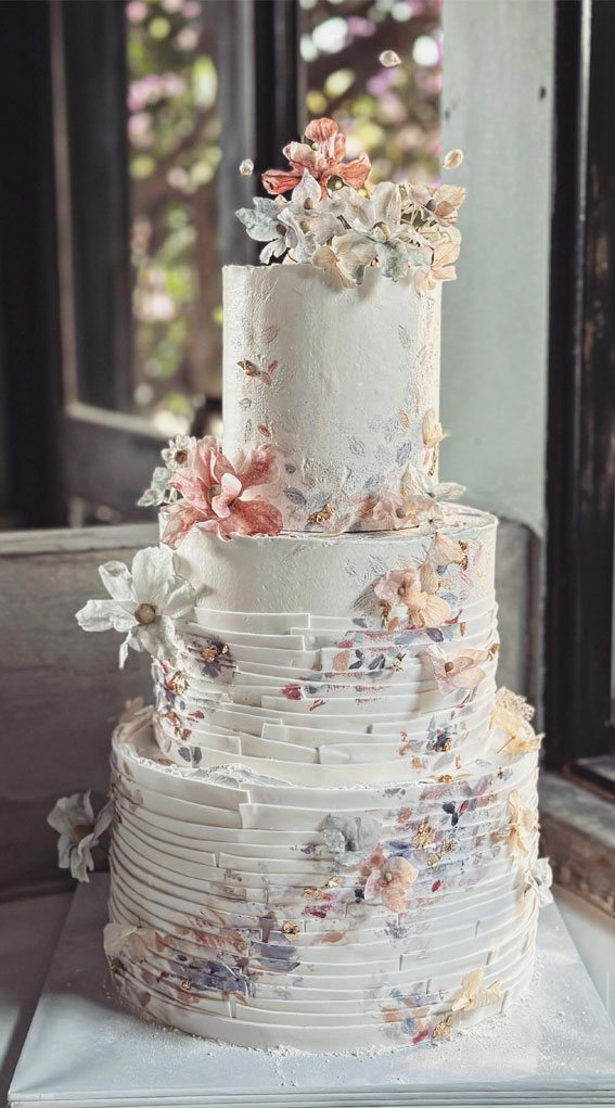 45 Inspiring Wedding Cake Designs For Your Big Day : Modern Watercolor Blooms