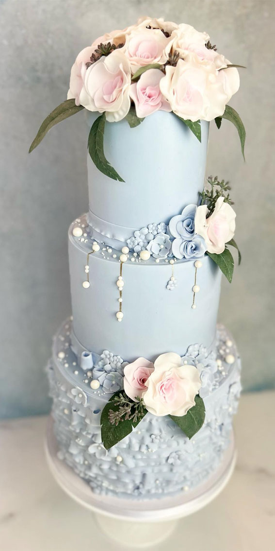 45 Inspiring Wedding Cake Designs For Your Big Day : Chocolate Fudge Wedding Cake