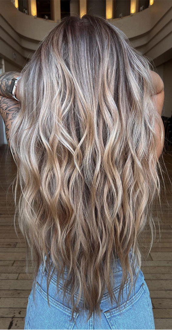 50 Fabulous Balayage Hair Colour Ideas for 2024 : Peach Washed Blonde