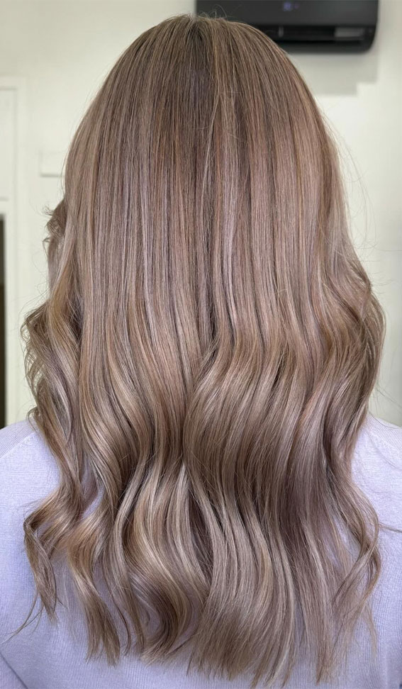 50 Fabulous Balayage Hair Colour Ideas for 2024 : Cappuccino Airtouch Balayage